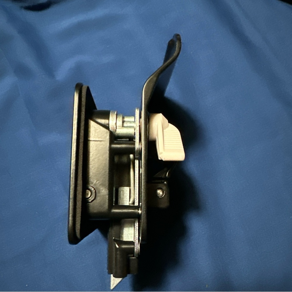 Black Rv lock Bracket - Picture 6 of 16